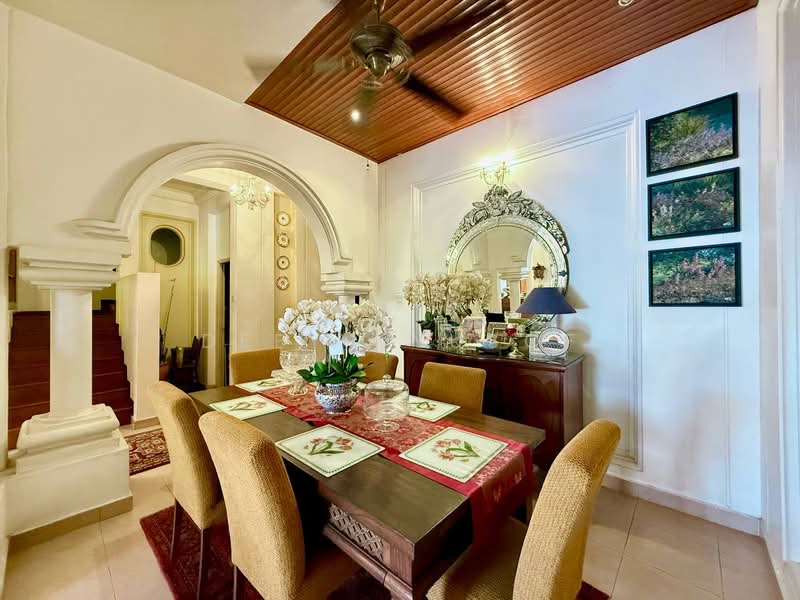 2.5-storey Terraced House for Sale in Seksyen 7 (Shah Alam) - Deeya Yusof - Dining Room - PropertyGuru.com.my