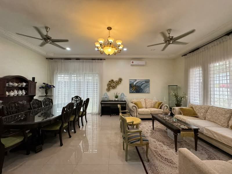 Semi-Detached House for Sale in Kajang (Selangor) - Mohd Faizal - Living Room - PropertyGuru.com.my