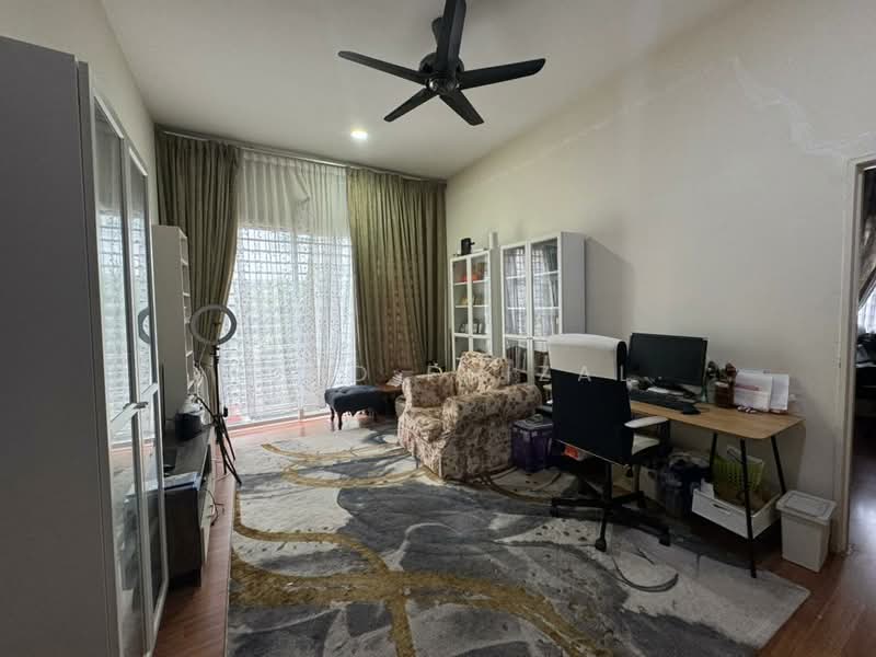 Semi-Detached House for Sale in Kajang (Selangor) - Mohd Faizal - Study - PropertyGuru.com.my