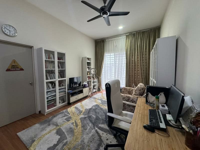 Semi-Detached House for Sale in Kajang (Selangor) - Mohd Faizal - Study - PropertyGuru.com.my