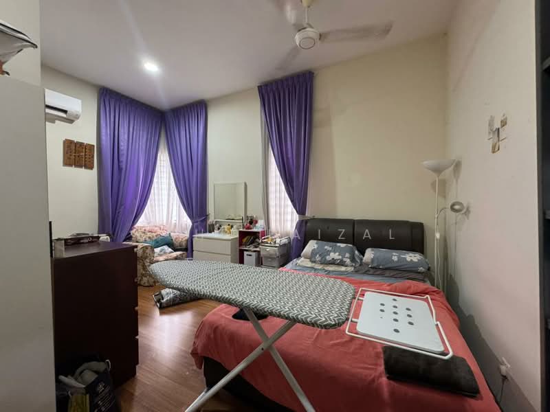 Semi-Detached House for Sale in Kajang (Selangor) - Mohd Faizal - Bedroom - PropertyGuru.com.my