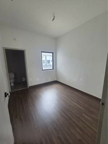 2-storey Terraced House for Sale in Bandar Bukit Raja (Klang) - Daniel Kok - Bedroom - PropertyGuru.com.my