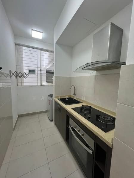 Ceria Residences, Cyberjaya untuk Untuk Disewa - RM 2,100 /bulan, Mac 2026 - Kitchen - PropertyGuru.com.my