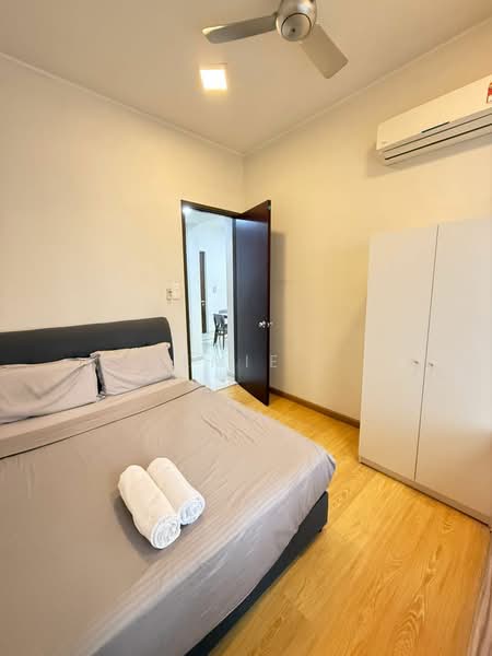 Amberside @ Country Garden Danga Bay untuk Untuk Disewa - RM 2,500 /bulan, Feb 2026 - Bedroom - PropertyGuru.com.my