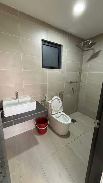Service Residence for Rent at KR7 Residences - Darren Chan - Bathroom - PropertyGuru.com.my