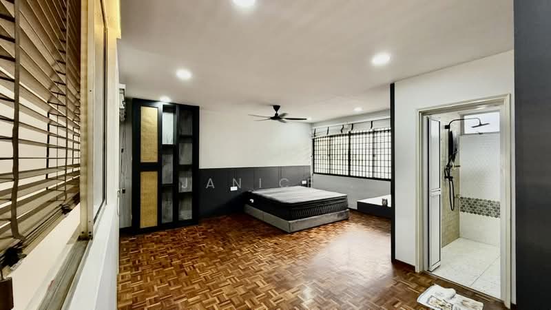 2.5-storey Terraced House for Sale in Taman Pelangi (Johor Bahru) - Janice . - Bedroom - PropertyGuru.com.my
