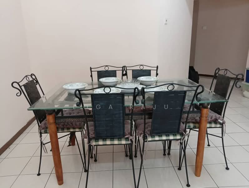 Untuk Disewa - Regency Condominium