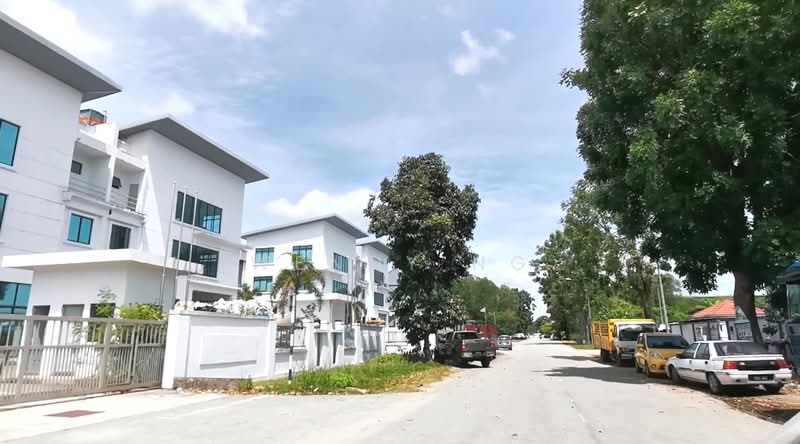 Factory for Sale in Taman Industri Alam Jaya (Puncak Alam) - Wendy Ng - Exterior - PropertyGuru.com.my