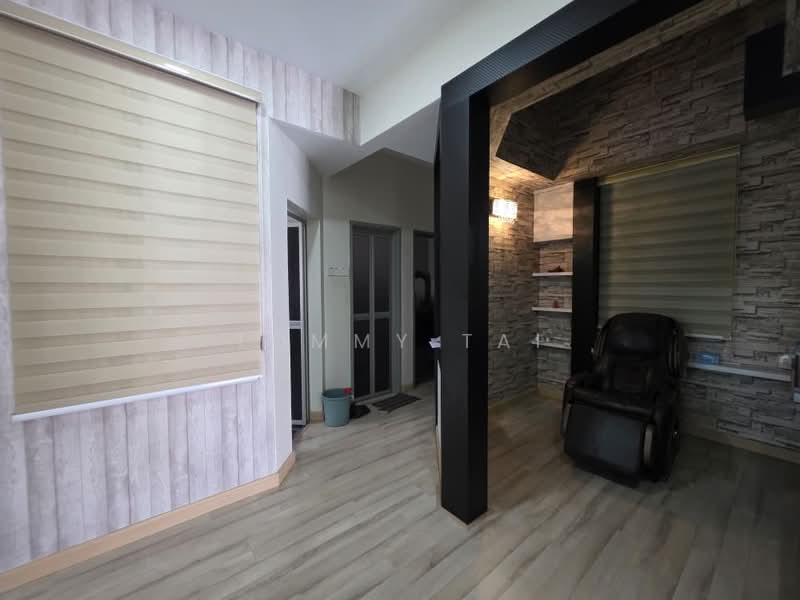 1-storey Terraced House for Sale in Taman Daya (Johor Bahru) - Tommy Tai - Living Room - PropertyGuru.com.my