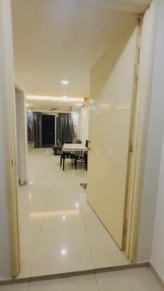 D'Ambience Residences (Pangsapuri Ikatan Flora) untuk Untuk Disewa - RM 1,900 /bulan, Mac 2026 - Corridor - PropertyGuru.com.my