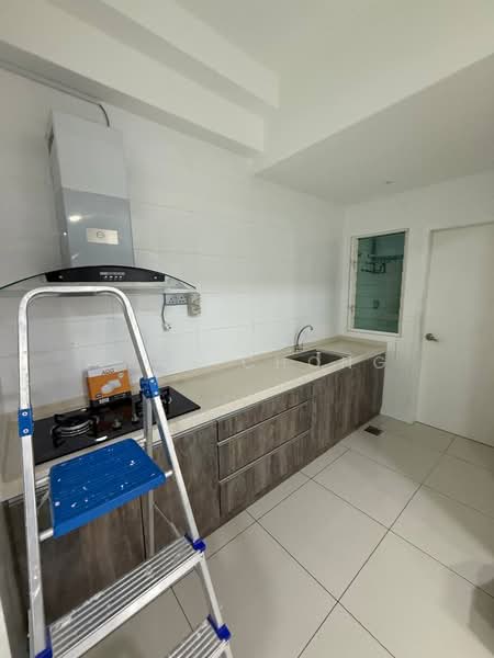 Condominium for Rent at D'Suites Akasia Horizon @ Horizon Hills - Ryan Chong - Kitchen - PropertyGuru.com.my
