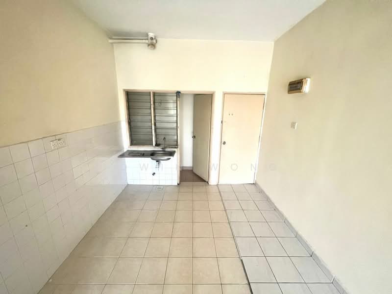 Pangsapuri Merak untuk Untuk Dijual - RM 249,000, Feb 2026 - Kitchen - PropertyGuru.com.my