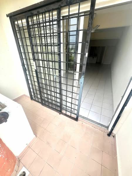 Pangsapuri Merak untuk Untuk Dijual - RM 249,000, Feb 2026 - Balcony - PropertyGuru.com.my