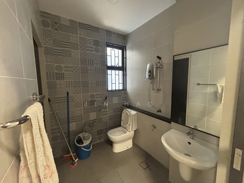 Elmina Green Three untuk Untuk Disewa - RM 3,000 /bulan, Feb 2026 - Bathroom - PropertyGuru.com.my