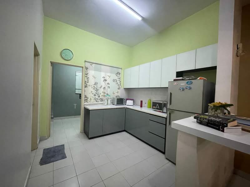 2-storey Terraced House for Sale in Taman Seri Austin (Tebrau) - Tommy Tai - Kitchen - PropertyGuru.com.my