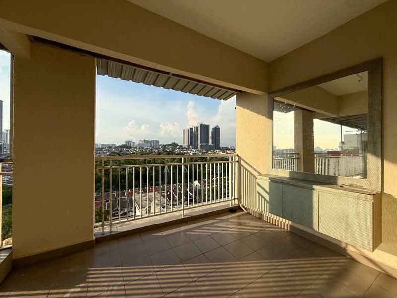 Servis Apartment untuk Dijual di Endah Promenade - Ryan Beh - Balcony - PropertyGuru.com.my