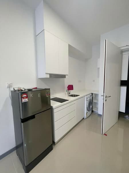 Service Residence for Sale at Southlink - KEVIN LOW - Kitchen - PropertyGuru.com.my