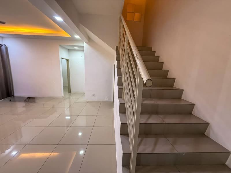 Semi-Detached House for Sale in Bandar Saujana Putra (Tanjong Duabelas) - Mahafiz . - PropertyGuru.com.my
