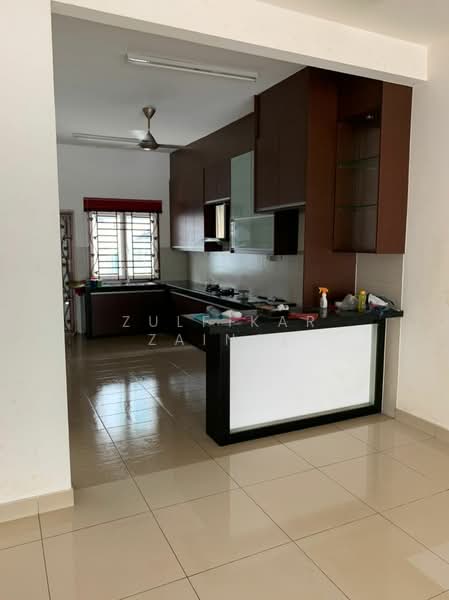 2-storey Terraced House for Sale in Bandar Saujana Putra (Tanjong Duabelas) - Zulfikar Zainal - Kitchen - PropertyGuru.com.my