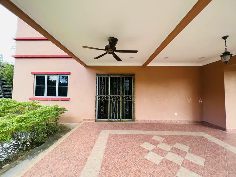 Bungalow for Sale in Sungai Buloh (Selangor) - Zarema Kulbuzheva - Exterior - PropertyGuru.com.my