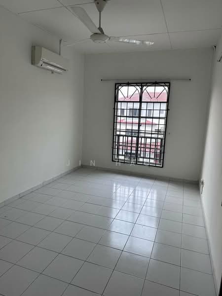 2.5-storey Terraced House for Rent in Taman Koperasi Cuepacs (Cheras) - Jin Hao - Interior - PropertyGuru.com.my
