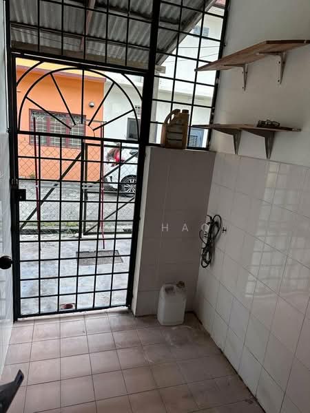 2.5-storey Terraced House for Rent in Taman Koperasi Cuepacs (Cheras) - Jin Hao - Entrance - PropertyGuru.com.my