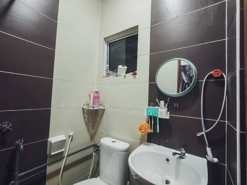 Cluster House for Sale in Iskandar Puteri (Nusajaya) (Johor) - Simpson Poh - Bathroom - PropertyGuru.com.my