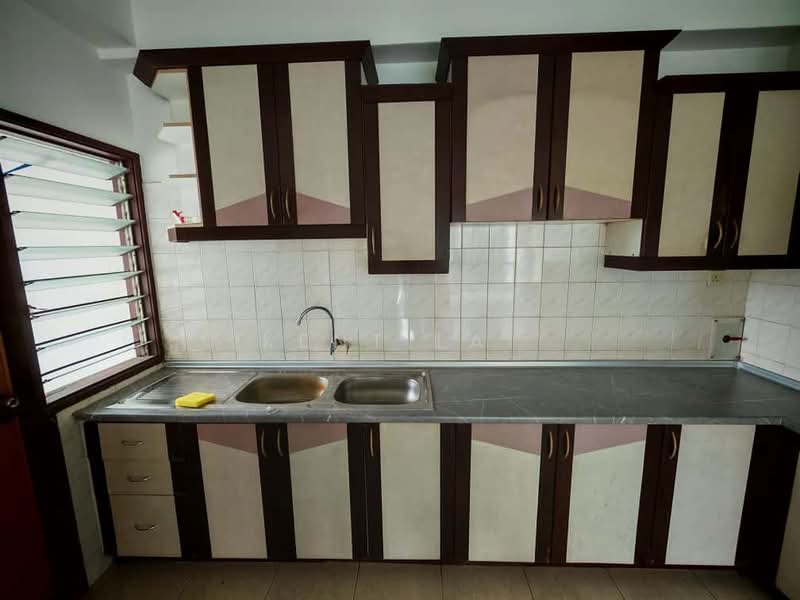 Condominium for Sale at Greenpark - Kent Lai - Kitchen - PropertyGuru.com.my