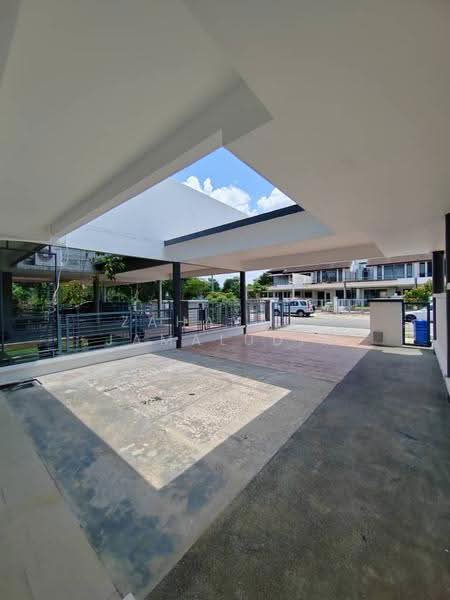 3-storey Terraced House for Rent in Shah Alam (Selangor) - Zahayati Jamaludin - Exterior - PropertyGuru.com.my
