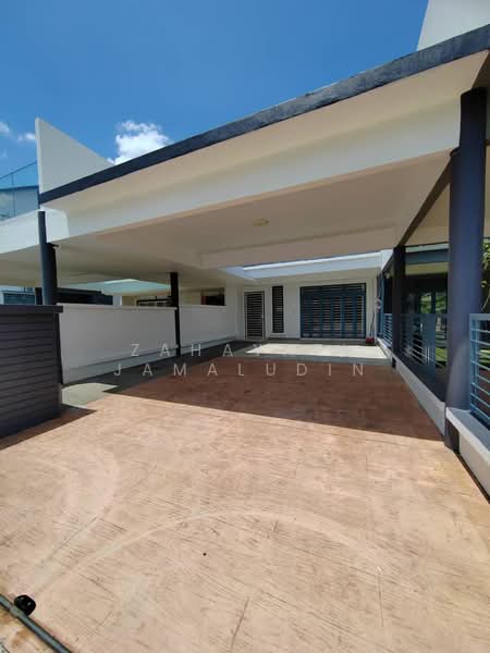 3-storey Terraced House for Rent in Shah Alam (Selangor) - Zahayati Jamaludin - PropertyGuru.com.my