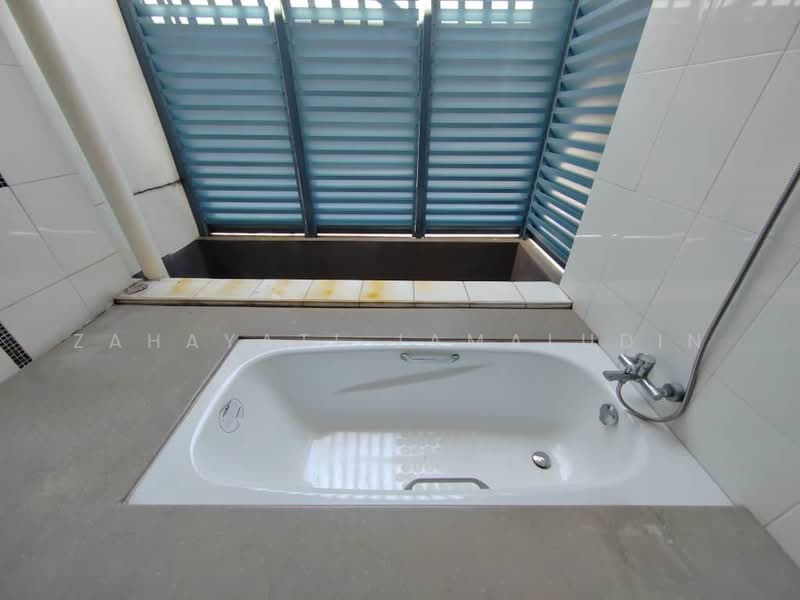 3-storey Terraced House for Rent in Shah Alam (Selangor) - Zahayati Jamaludin - PropertyGuru.com.my