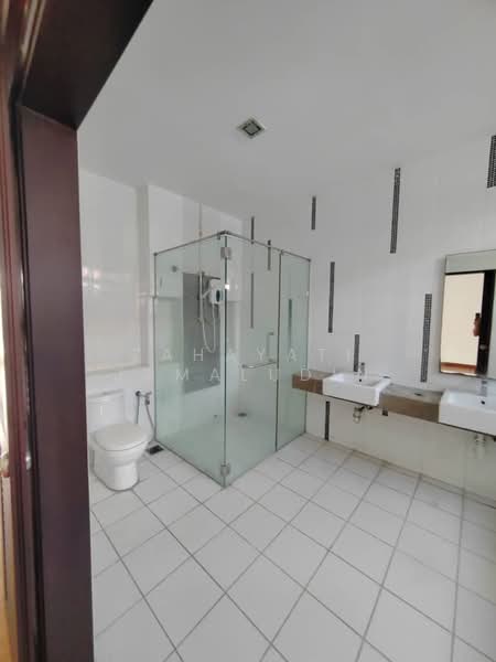 3-storey Terraced House for Rent in Shah Alam (Selangor) - Zahayati Jamaludin - PropertyGuru.com.my