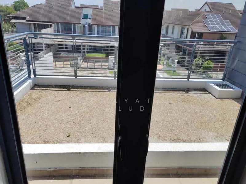 3-storey Terraced House for Rent in Shah Alam (Selangor) - Zahayati Jamaludin - PropertyGuru.com.my