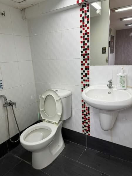 Empire Subang untuk Untuk Disewa - RM 2,550 /bulan, Feb 2026 - Bathroom - PropertyGuru.com.my