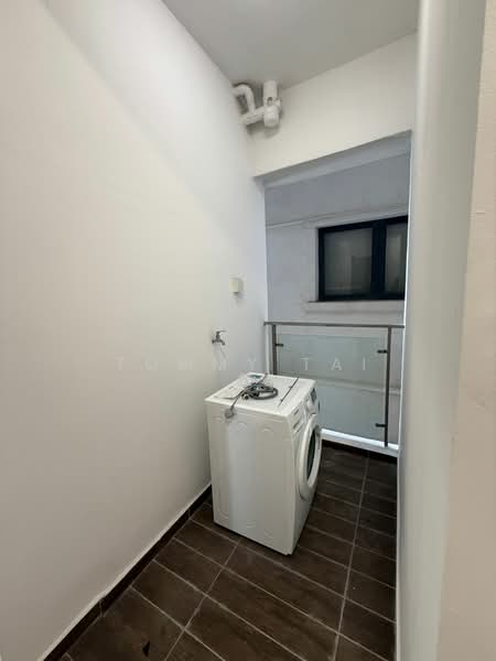 Condominium for Rent at Amberside @ Country Garden Danga Bay - Tommy Tai - Balcony - PropertyGuru.com.my