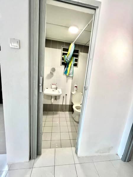 Villa Tropika untuk Untuk Disewa - RM 1,400 /bulan, Feb 2026 - Bathroom - PropertyGuru.com.my