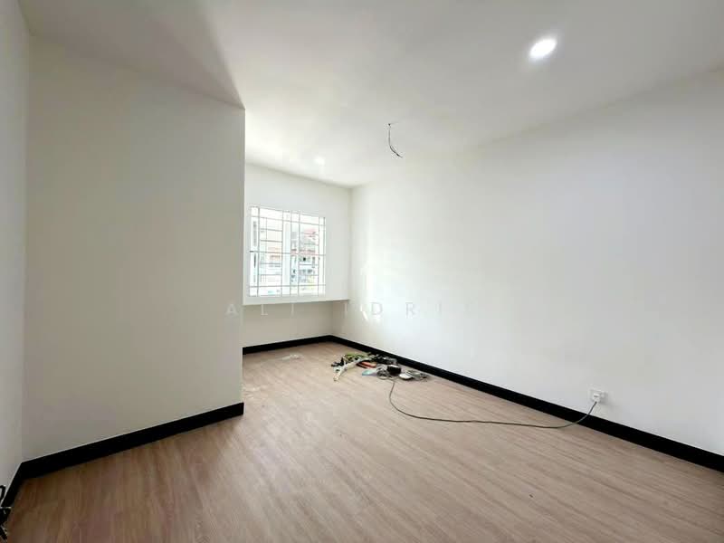 Seksyen 4 Shah Alam untuk Untuk Dijual - RM 688,000, Feb 2026 - Interior - PropertyGuru.com.my