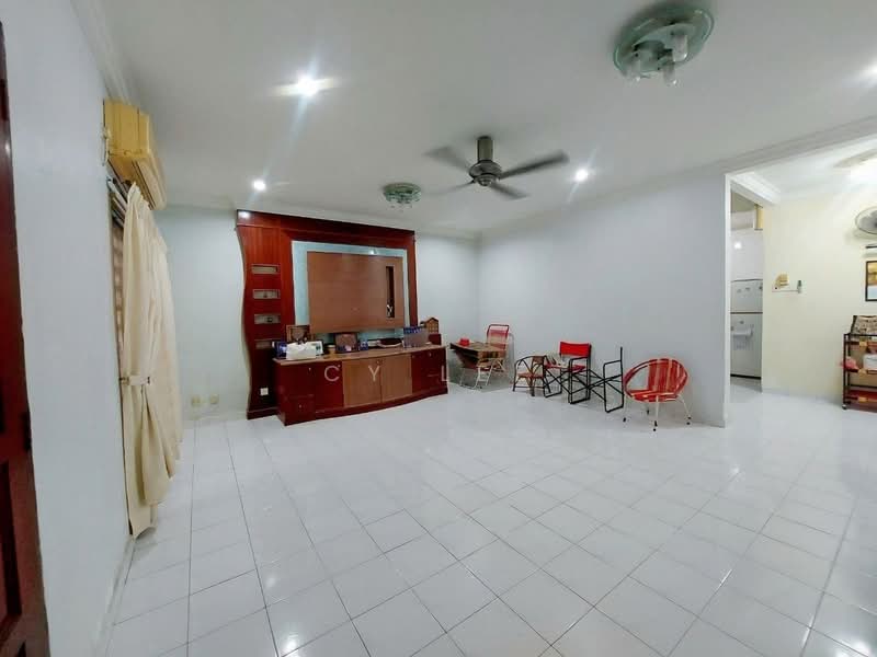 2.5-storey Terraced House for Sale in Fair Park (Ipoh) - CY Lee - Living Room - PropertyGuru.com.my