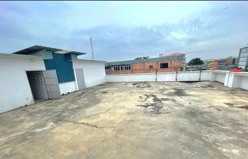 Shop for Rent in Jerantut (Pahang) - Amy Lew - Roof - PropertyGuru.com.my