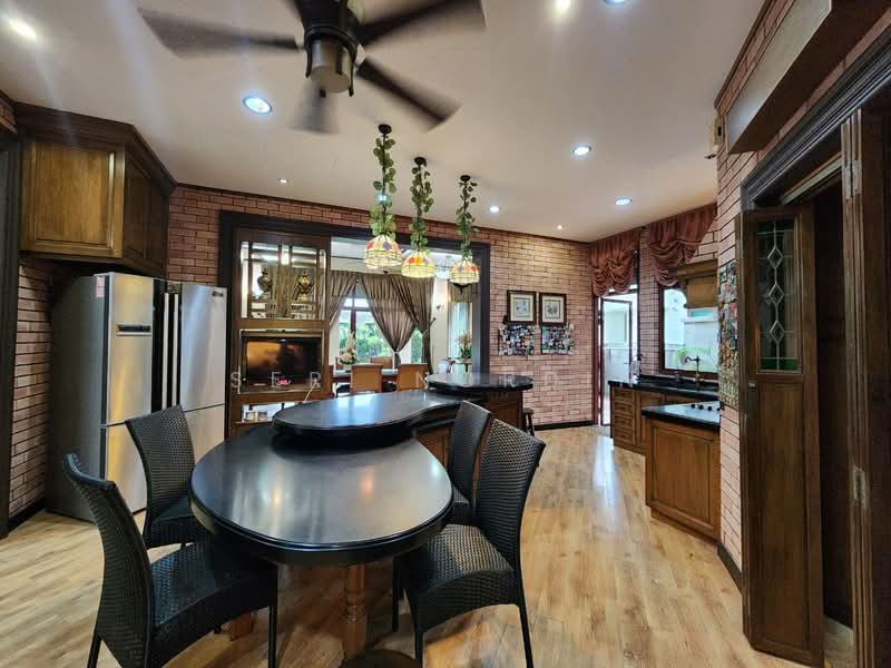 Bungalow for Sale in Bukit Jelutong (Shah Alam) - Seri Nordin - Kitchen - PropertyGuru.com.my