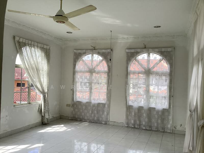 Terraced House for Sale in Kajang (Selangor) - Lawrence Tian - Living Room - PropertyGuru.com.my
