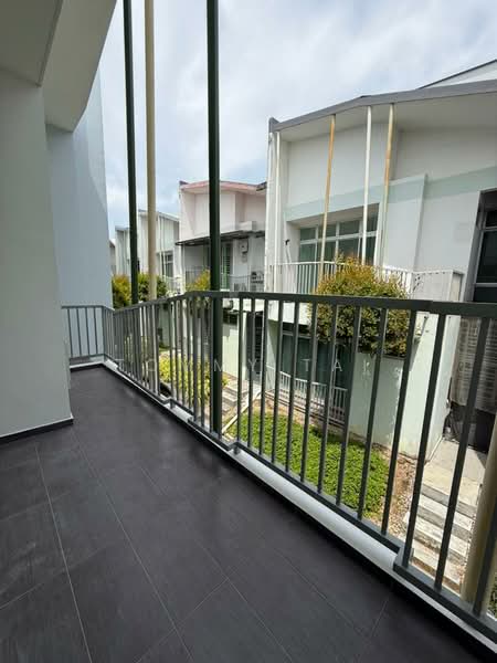 2-storey Terraced House for Rent in Setia Eco Cascadia (Tebrau) - Tommy Tai - Balcony - PropertyGuru.com.my