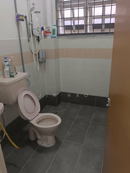 Bukit Sungai Long 1 untuk Untuk Dijual - RM 550,000, Mac 2026 - Bathroom - PropertyGuru.com.my