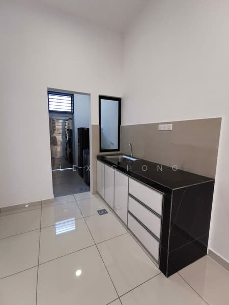 Ruby, Crest@Austin​ untuk Untuk Dijual - RM 798,000, Feb 2026 - Kitchen - PropertyGuru.com.my
