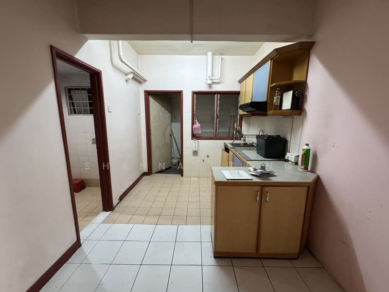 Apartment for Rent at Ixora - Shannah Tong - Kitchen - PropertyGuru.com.my