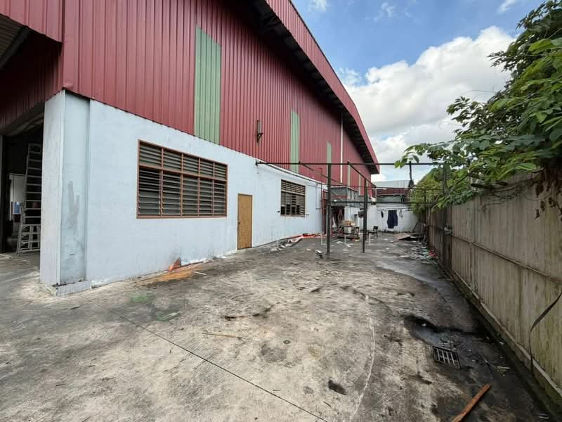 Desa Plentong Industrial Park untuk Untuk Disewa - RM 25,000 /bulan, Mac 2026 - Exterior - PropertyGuru.com.my