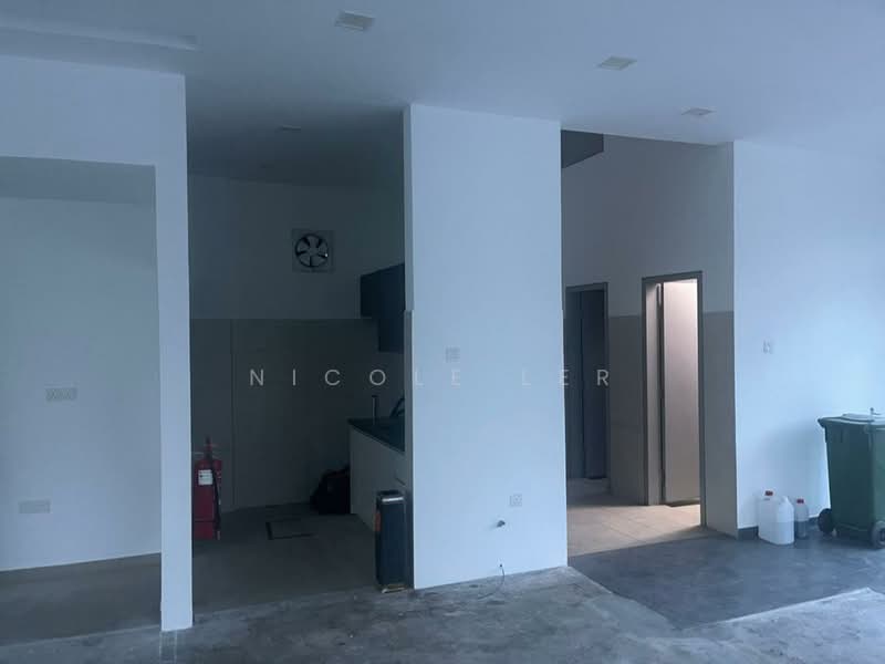 Shop / Office for Rent in Kota Kemuning (Shah Alam) - Nicole Ler - Kitchen - PropertyGuru.com.my