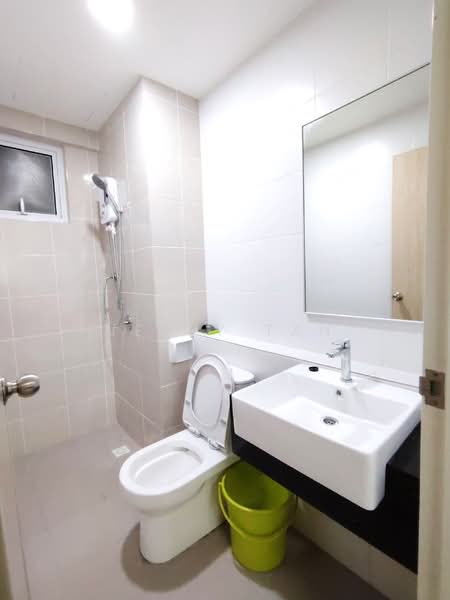Condominium for Rent at Havana Beach Residences - Jerry Tan - Bathroom - PropertyGuru.com.my