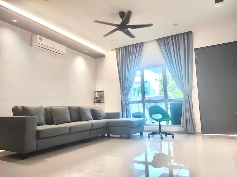 2-storey Terraced House for Rent in Cyberjaya (Selangor) - Hasif Ludin - Living Room - PropertyGuru.com.my