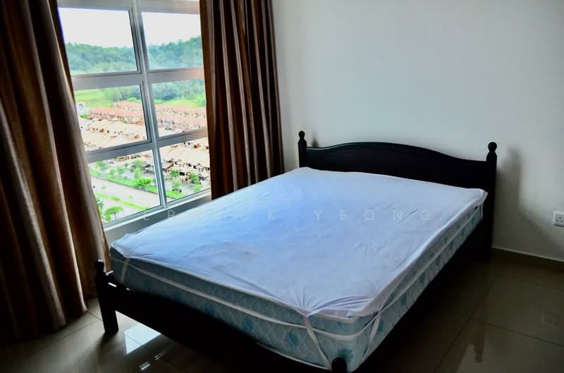 The Zest @ Kinrara 9 untuk Untuk Disewa - RM 1,800 /bulan, Feb 2026 - Bedroom - PropertyGuru.com.my